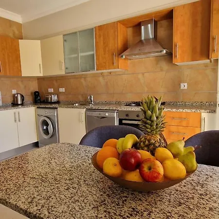 Deluxe 3 Bedroom Townhouse - Quinta Da Atalaia Lagos