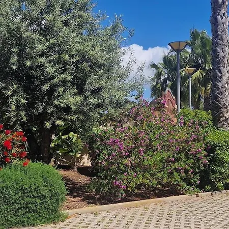 Deluxe 3 Bedroom Townhouse - Quinta Da Atalaia 度假居 *