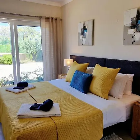 Deluxe 3 Bedroom Townhouse - Quinta Da Atalaia